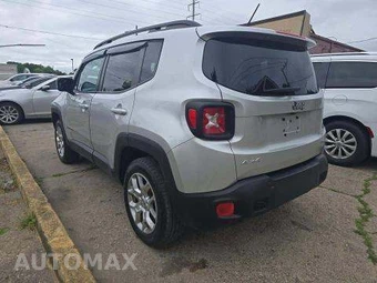 2016 Jeep Renegade Latitude – miniatura 2