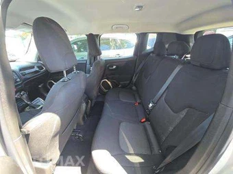 2016 Jeep Renegade Latitude - miniatura 13