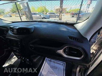 2016 Jeep Renegade Latitude - miniatura 19