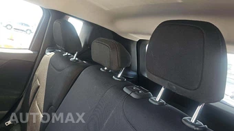 2016 Jeep Renegade Latitude – miniatura 17