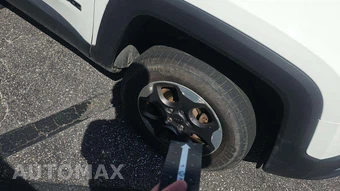 2016 Jeep Renegade Latitude – miniatura 25