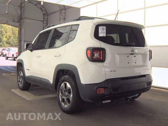 2016 Jeep Renegade Latitude – miniatura 6