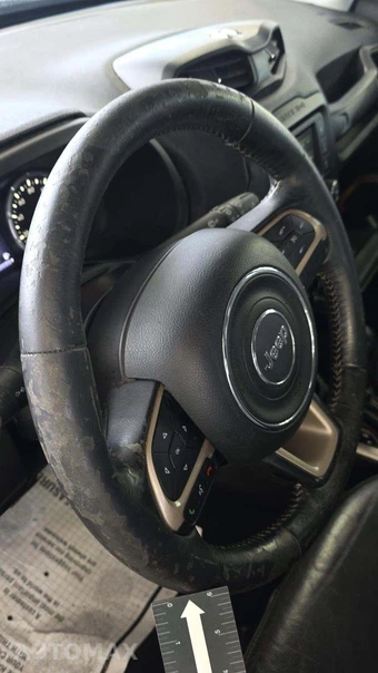 2016 Jeep Renegade Limited – miniatura 29