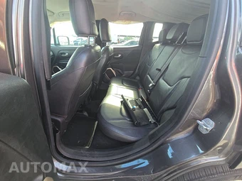 2016 Jeep Renegade Limited – miniatura 13