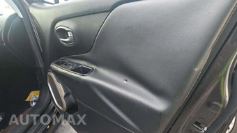 2016 Jeep Renegade Limited – miniatura 22