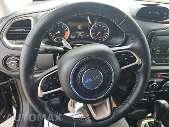2016 Jeep Renegade Limited – miniatura 10