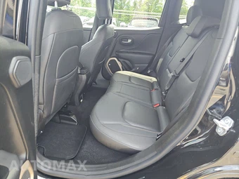 2016 Jeep Renegade Limited – miniatura 13