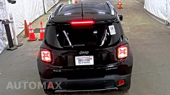 2016 Jeep Renegade Limited – miniatura 5