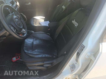 2016 Jeep Renegade Sport - miniatura 6