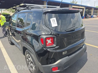 2016 Jeep Renegade Sport – miniatura 6
