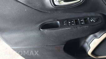 2016 Jeep Renegade Sport – miniatura 34