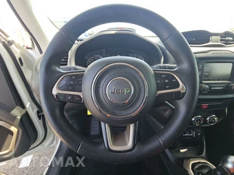 2016 Jeep Renegade Sport – miniatura 10