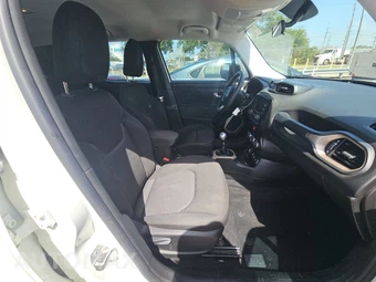 2016 Jeep Renegade Sport – miniatura 8