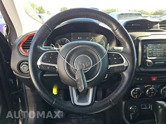 2016 Jeep Renegade Trailhawk - miniatura 10