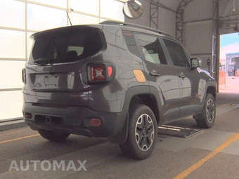 2016 Jeep Renegade Trailhawk - miniatura 4