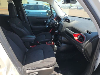 2016 Jeep Renegade Trailhawk – miniatura 8