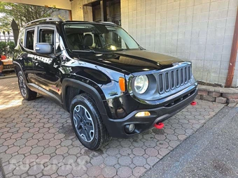 2016 Jeep Renegade Trailhawk - miniatura 4