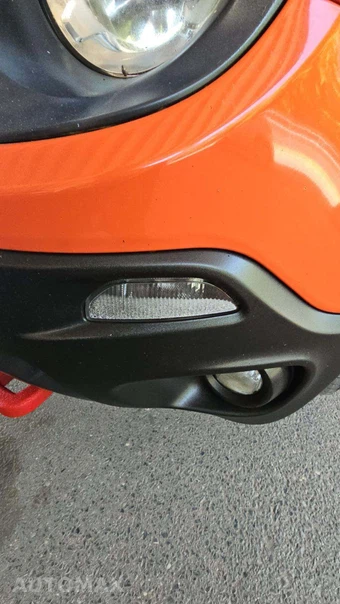 2016 Jeep Renegade Trailhawk – miniatura 21