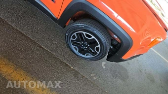 2016 Jeep Renegade Trailhawk – miniatura 25
