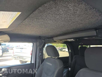 2016 Jeep Wrangler Sahara - miniatura 11