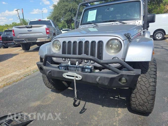 2016 Jeep Wrangler Sahara - miniatura 20