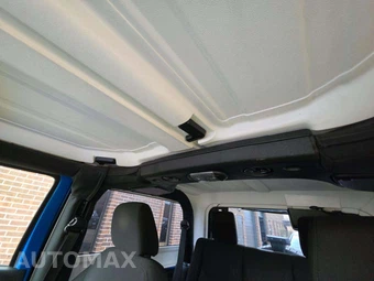 2016 Jeep Wrangler Sport - miniatura 11