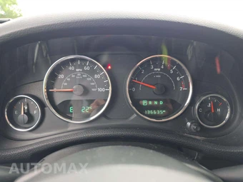 2016 Jeep Wrangler Sport - miniatura 9