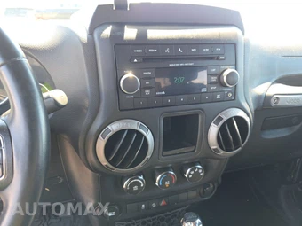 2016 Jeep Wrangler Sport - miniatura 11