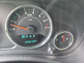 2016 Jeep Wrangler Sport - miniatura 12