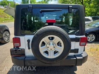 2016 Jeep Wrangler Sport – miniatura 5