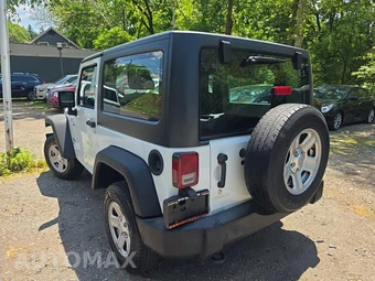 2016 Jeep Wrangler Sport – miniatura 6