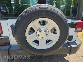 2016 Jeep Wrangler Sport – miniatura 7