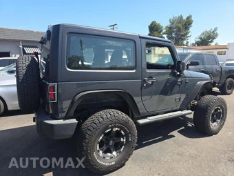 2016 Jeep Wrangler Sport - miniatura 3