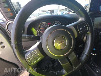 2016 Jeep Wrangler Unlimited 75th Anniversary Edition - miniatura 10