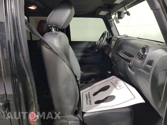 2016 Jeep Wrangler Unlimited Backcountry Edition - miniatura 8
