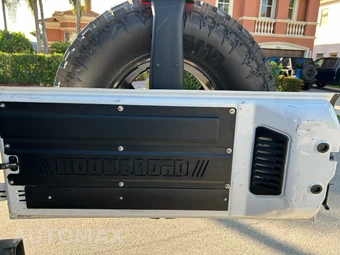 2016 Jeep Wrangler Unlimited Black Bear Edition - miniatura 22