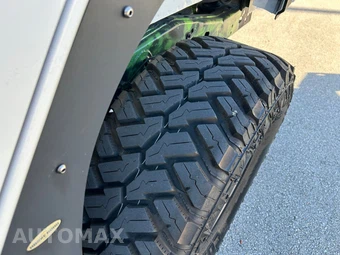 2016 Jeep Wrangler Unlimited Black Bear Edition - miniatura 7