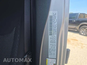 2016 Jeep Wrangler Unlimited Black Bear Edition - miniatura 2