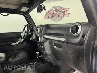 2016 Jeep Wrangler Unlimited Hard Rock Edition - miniatura 12