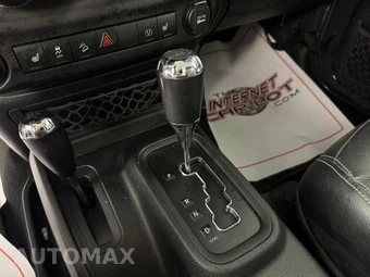 2016 Jeep Wrangler Unlimited Hard Rock Edition - miniatura 20