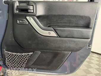2016 Jeep Wrangler Unlimited Hard Rock Edition - miniatura 34