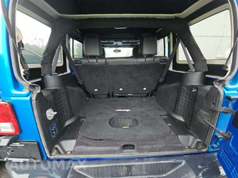 2016 Jeep Wrangler Unlimited Hard Rock Edition - miniatura 14
