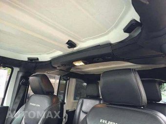 2016 Jeep Wrangler Unlimited Hard Rock Edition - miniatura 11