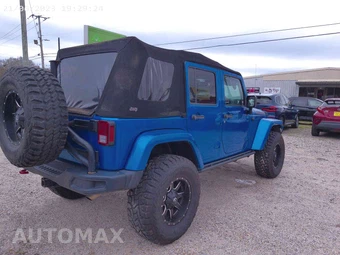 2016 Jeep Wrangler Unlimited Hard Rock Edition - miniatura 7