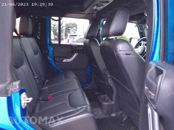 2016 Jeep Wrangler Unlimited Hard Rock Edition - miniatura 9