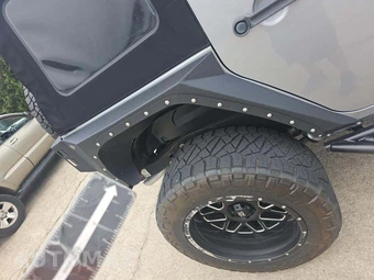2016 Jeep Wrangler Unlimited Hard Rock Edition - miniatura 35