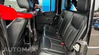 2016 Jeep Wrangler Unlimited Hard Rock Edition - miniatura 12