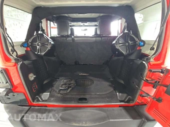 2016 Jeep Wrangler Unlimited Rubicon - miniatura 14