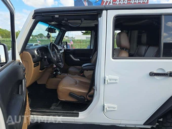 2016 Jeep Wrangler Unlimited Rubicon - miniatura 3