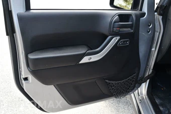 2016 Jeep Wrangler Unlimited Rubicon - miniatura 11